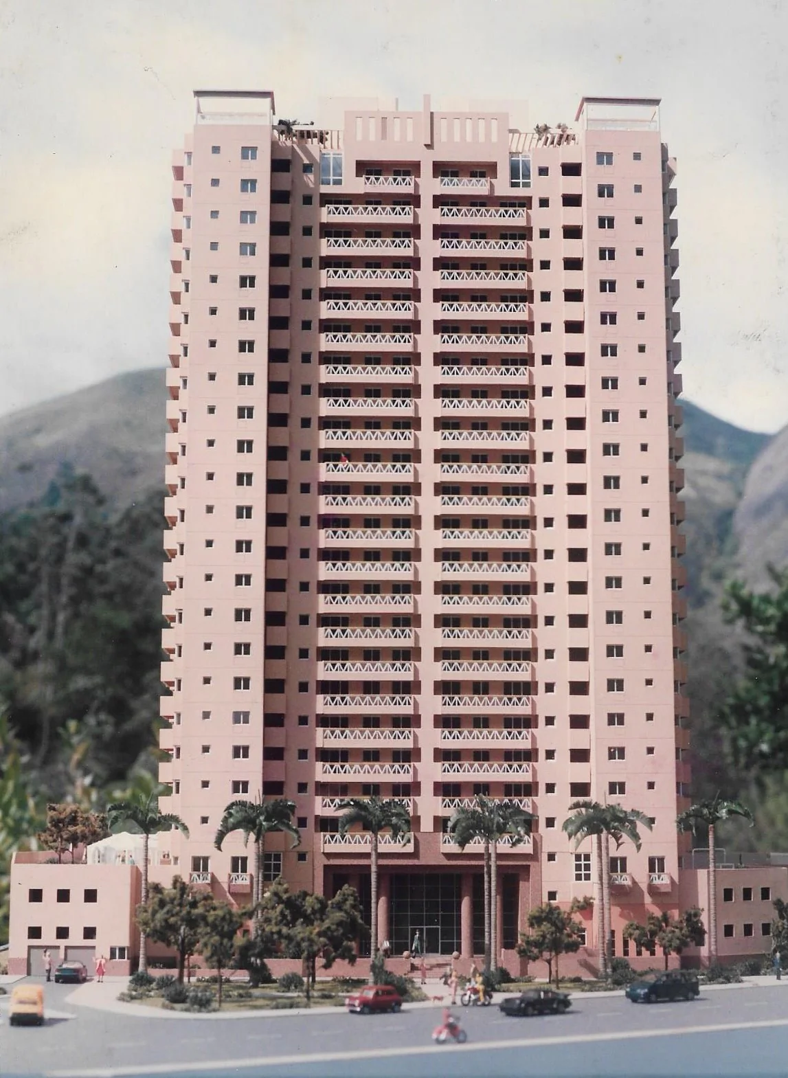 Prédio Residencial na Barra da Tijuca RJ - Foto Principal Capa